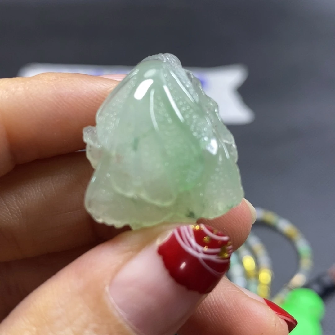 定制翡翠未镶嵌白菜挂件