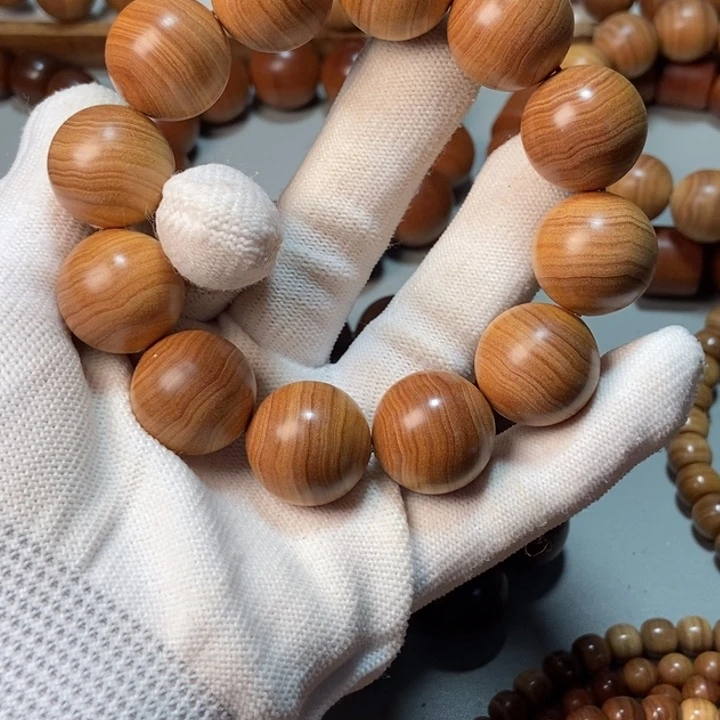 周***哥檀香木老山檀香供奉料2.0*12，奶香