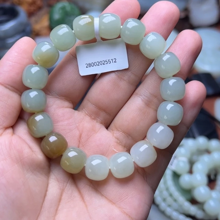 和田玉未镶嵌手链