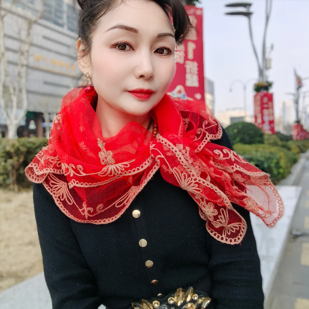 时尚民族风洋气太阳花绣花蕾丝春夏旅游百搭护颈红色丝巾包头丝巾