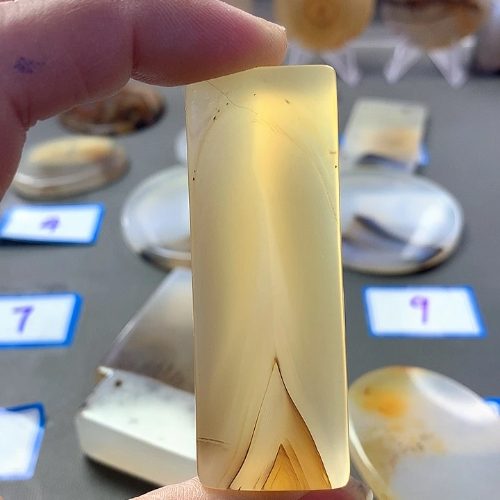 未镶嵌颈饰玛瑙/玉髓