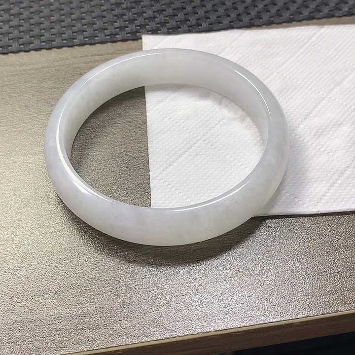 翡翠未镶嵌颈饰62.4圈