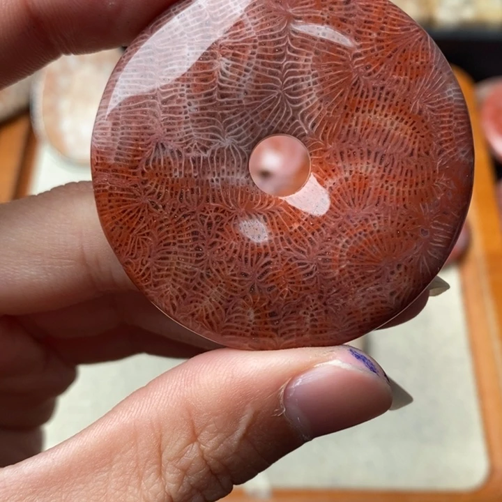 硅化玉颈饰未镶嵌