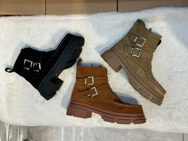 时尚马丁靴百搭真皮厚底英伦风中筒女鞋