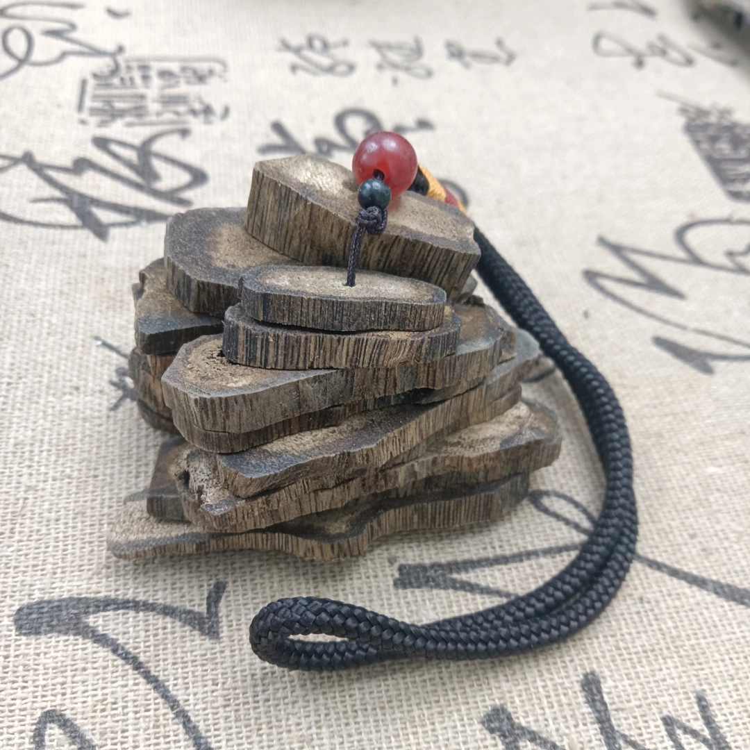 沉香莺歌绿奇楠沉香汽车平安挂件多样性发一创意木制串珠