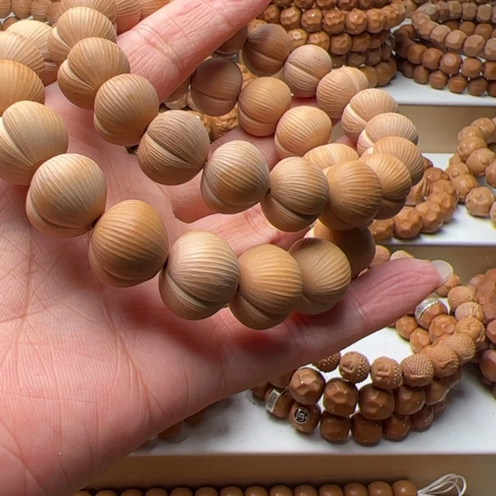 猴头核桃吊坠爱心二等14-16