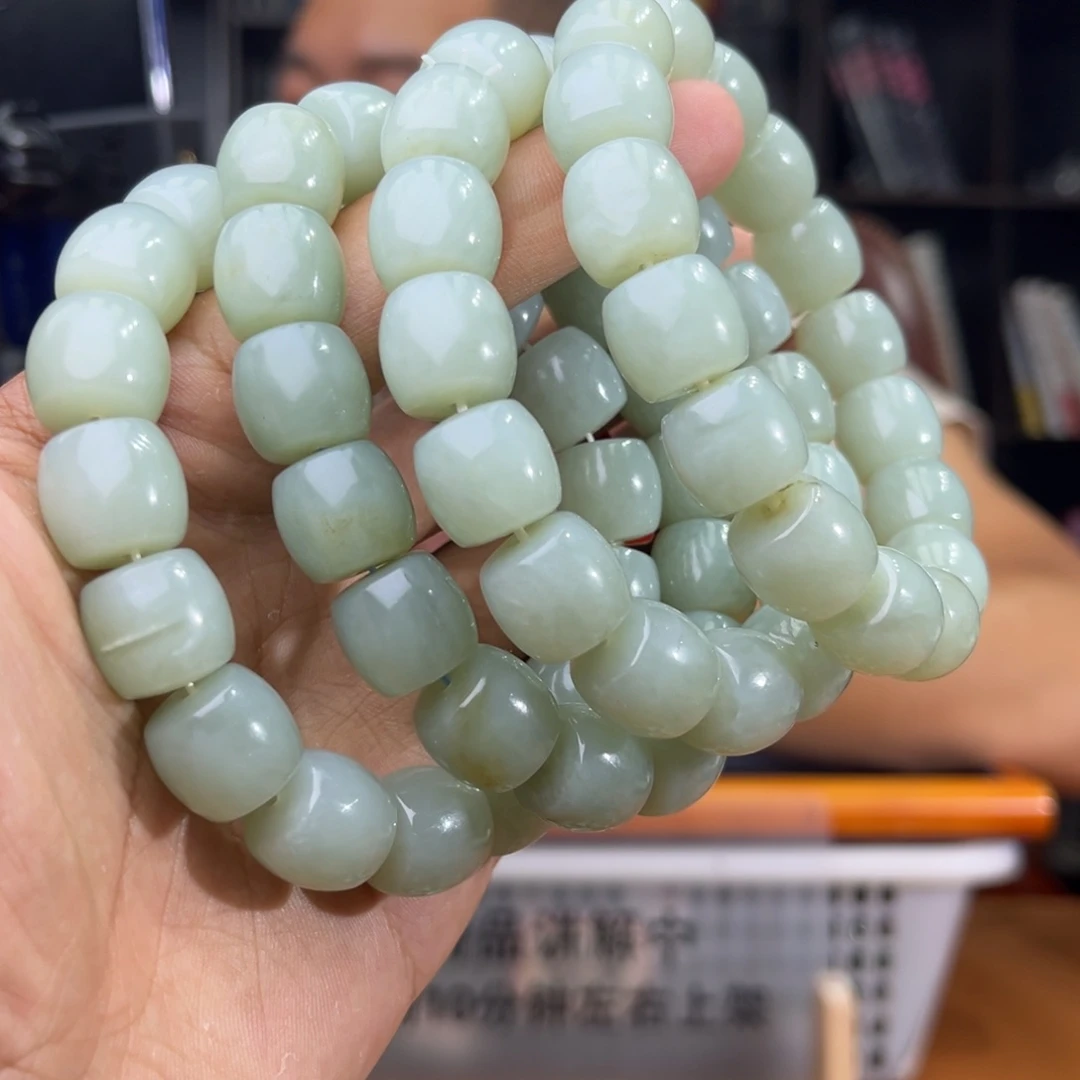手串未镶嵌和田玉纯天然新疆且末料天空蓝卡14多样性发其一