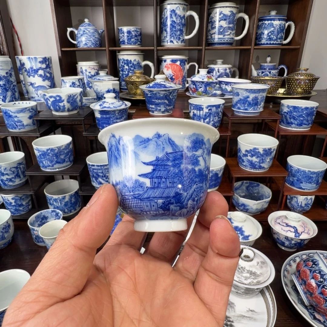 青花楼阁山水铃铛杯