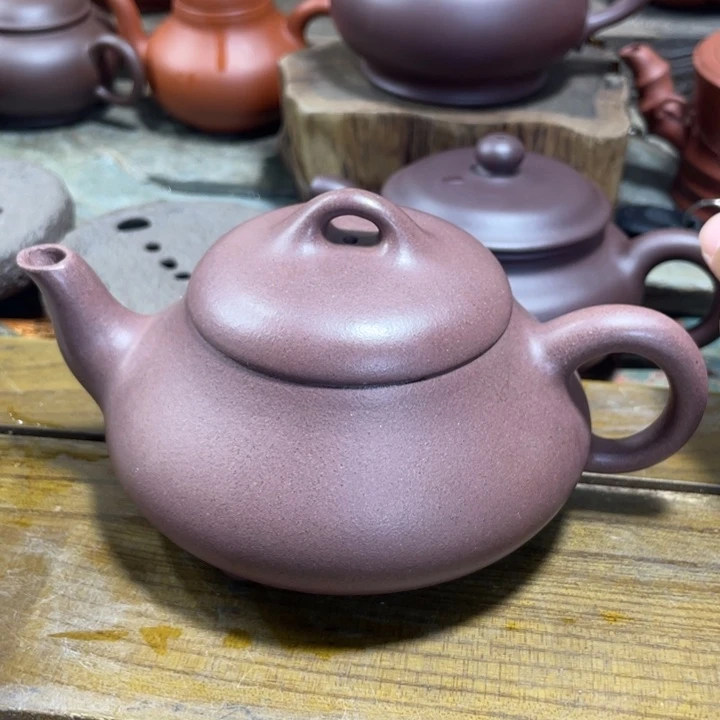 紫砂茶壶紫砂壶等文物古迹的