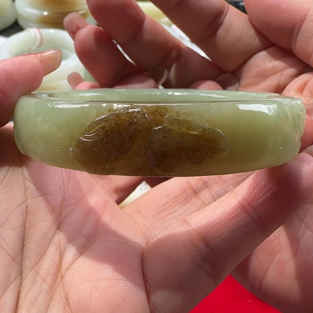 和田玉手镯未镶嵌请***我