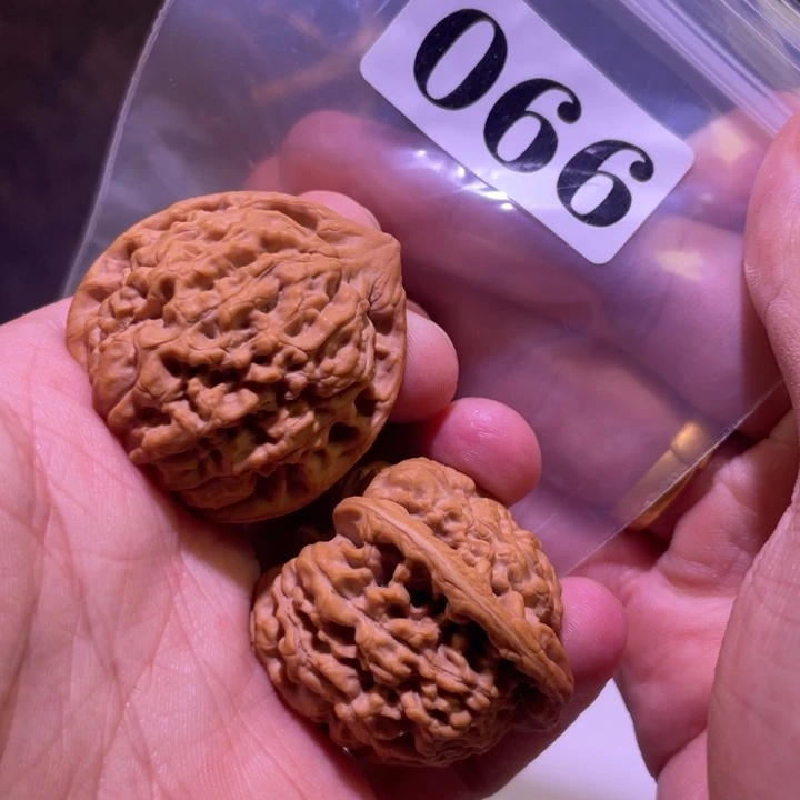 浩***下吊坠文玩核桃066官帽39