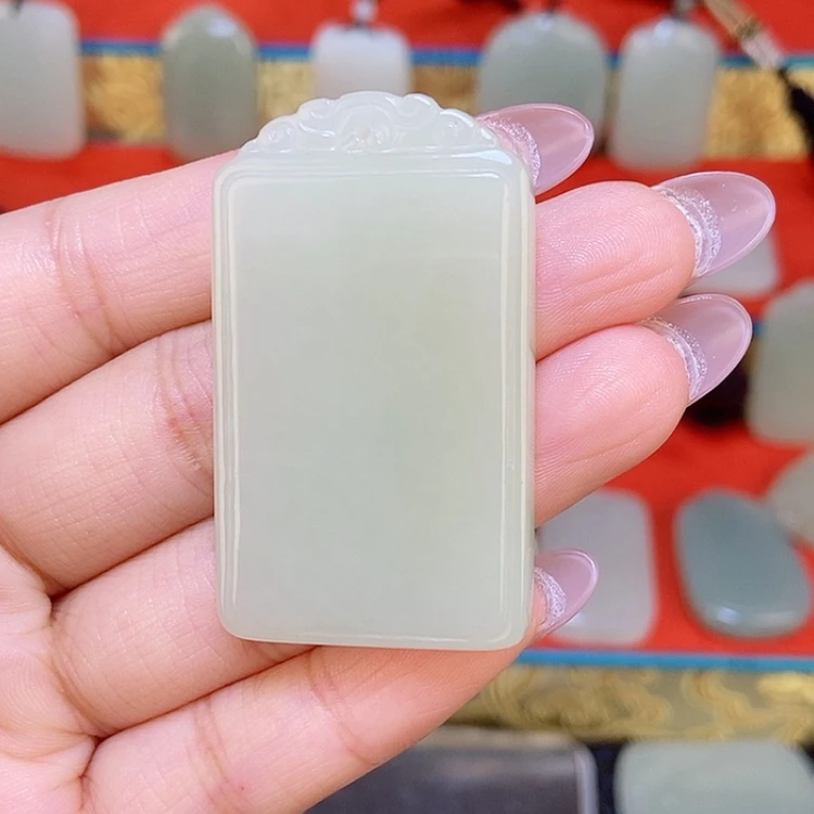 【闪购商品】颈饰未镶嵌和田玉