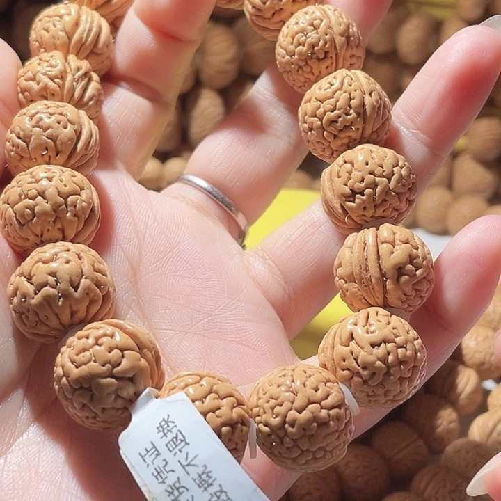 老***粮吊坠桃核桃核手串绣球40