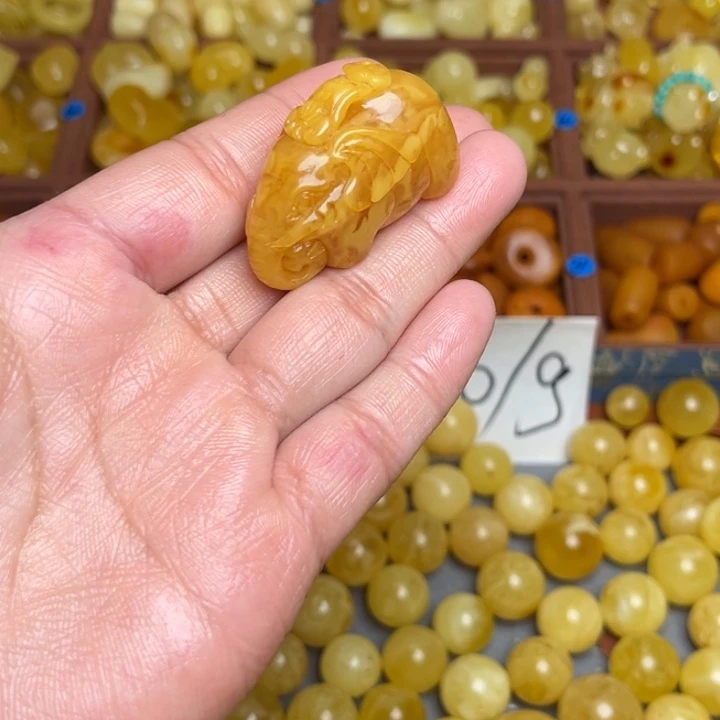 蜜蜡未镶嵌珠宝奇石天然蜜蜡老蜡富贵象