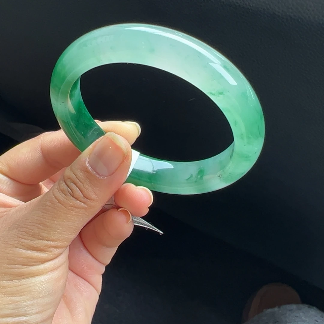 石英质玉未镶嵌手镯非洲翠5758