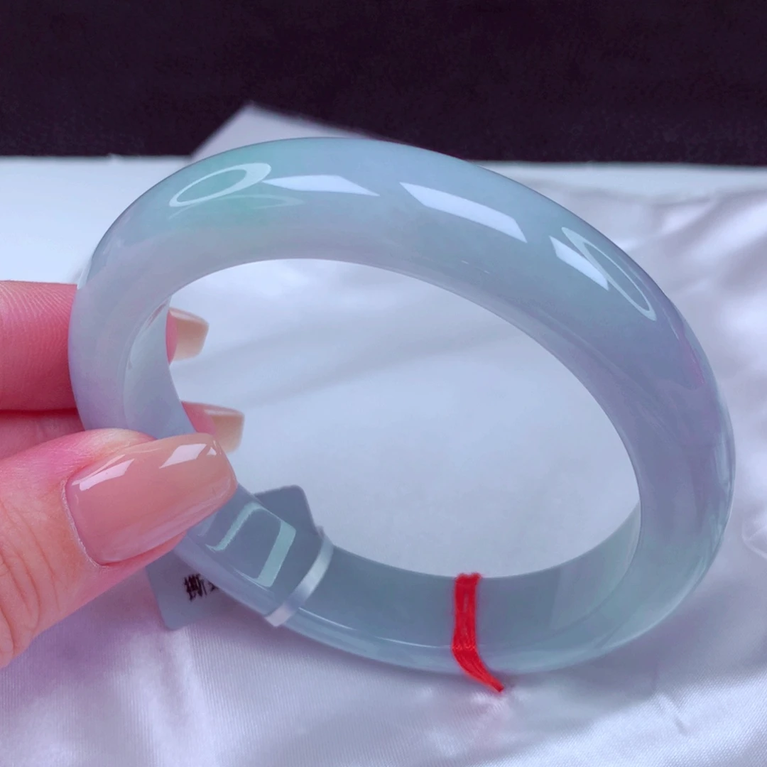 未镶嵌手镯翡翠手镯