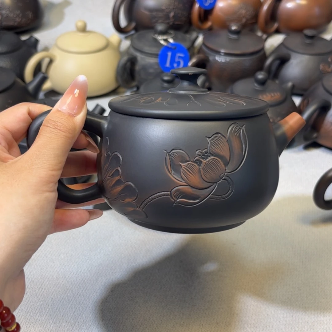 【闪购商品】终**错红泥 微瑕 容量 350c c