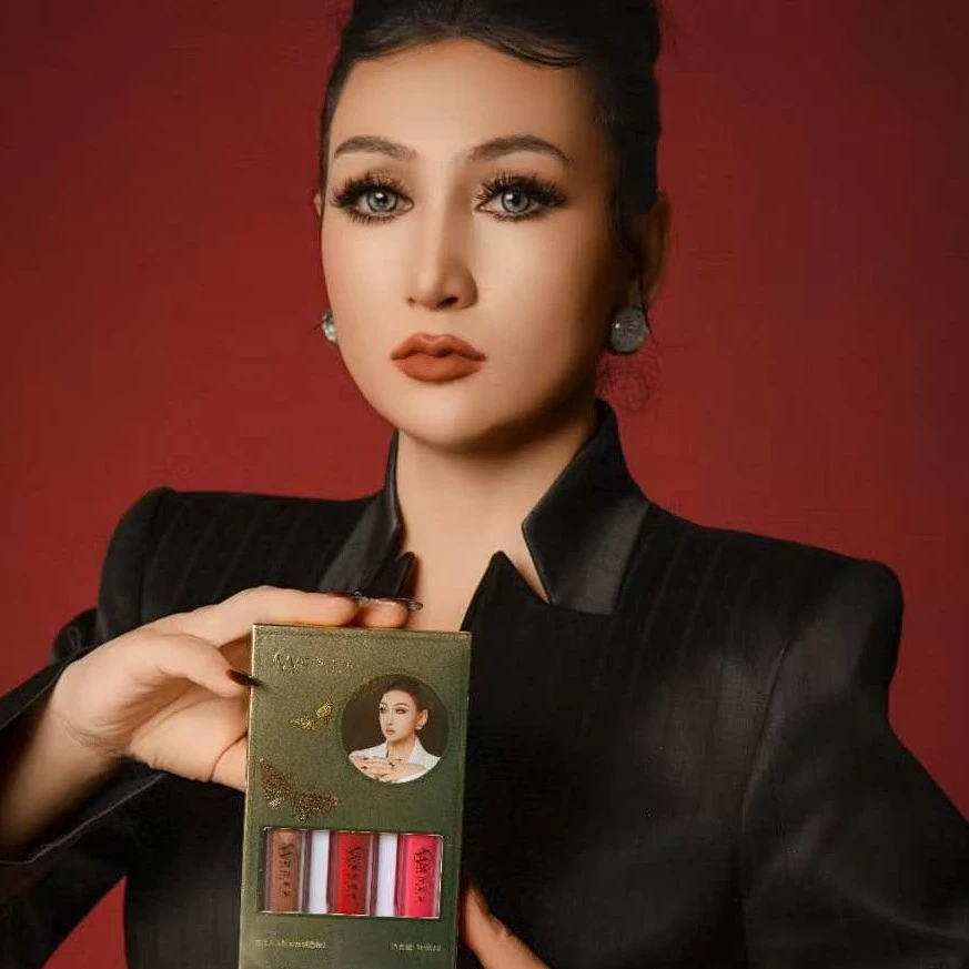 雾孜素美臻不致丝绒唇釉
