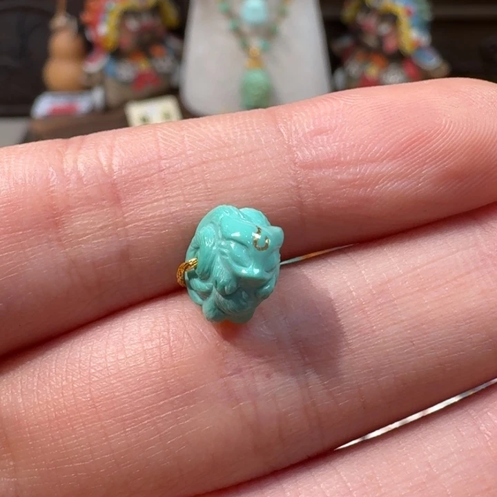 绿松石未镶嵌狐狸墩子