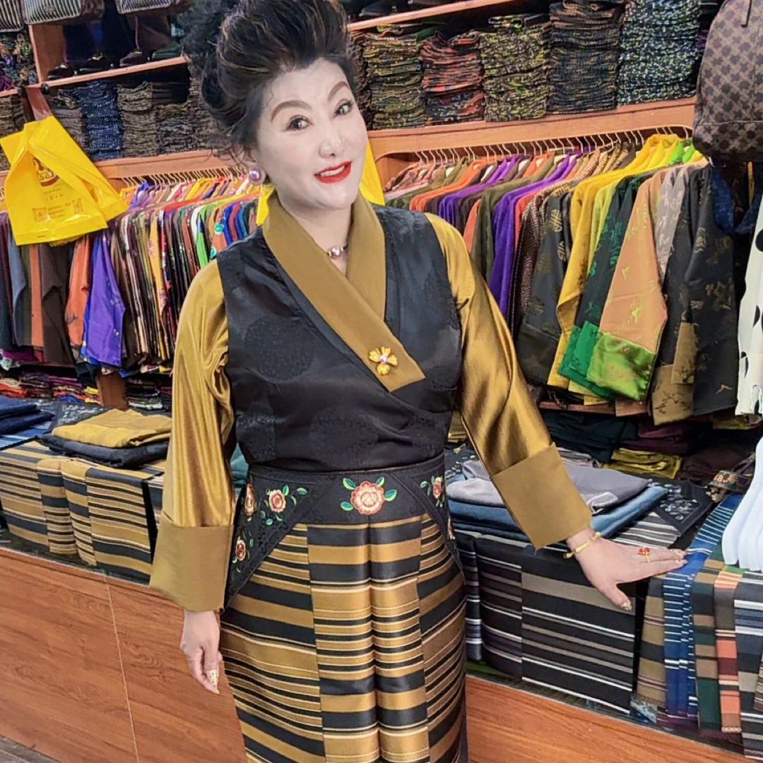 高档纯色姜黄色衬衫和帮典两件套（带卓典）