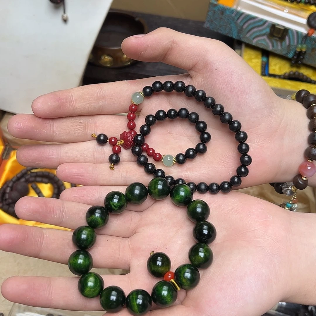 大叶紫檀（黑酸枝木类）