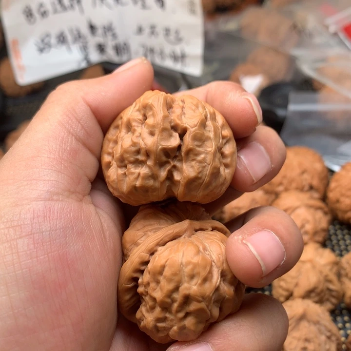 文玩核桃把件S****e核桃