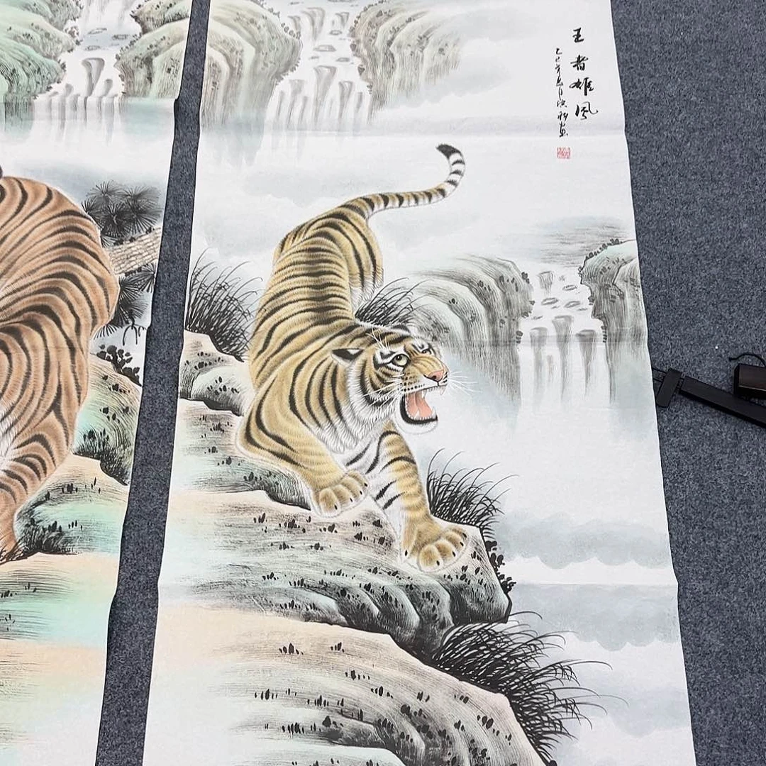 国画作品小姐姐放漏中