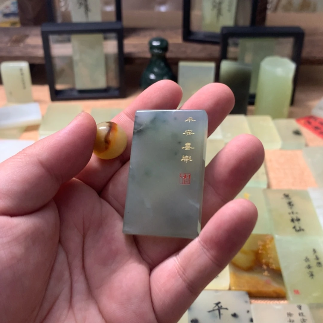 蛇纹石玉合金颈饰