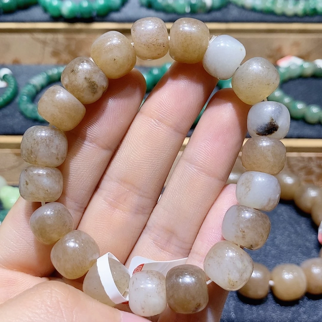 独山玉未镶嵌手串