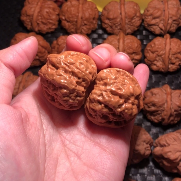 文玩核桃把件暴力肌肉35