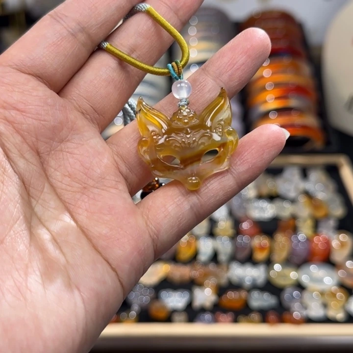 玛瑙/玉髓未镶嵌颈饰