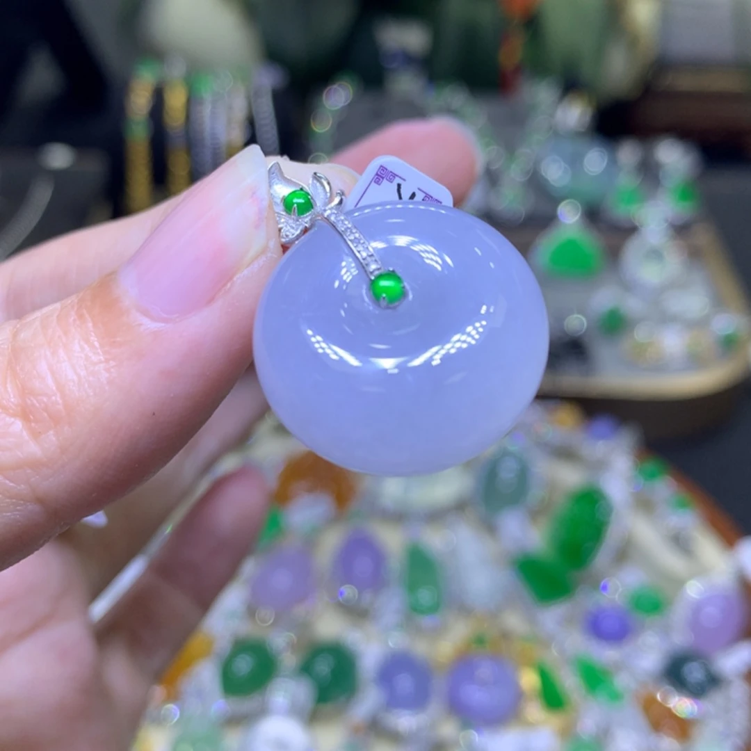 翡翠18K金镶嵌颈饰翡翠吊坠项链