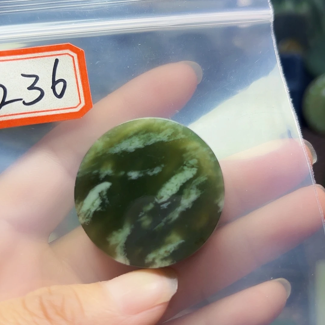 和田玉未镶嵌珠宝半成品