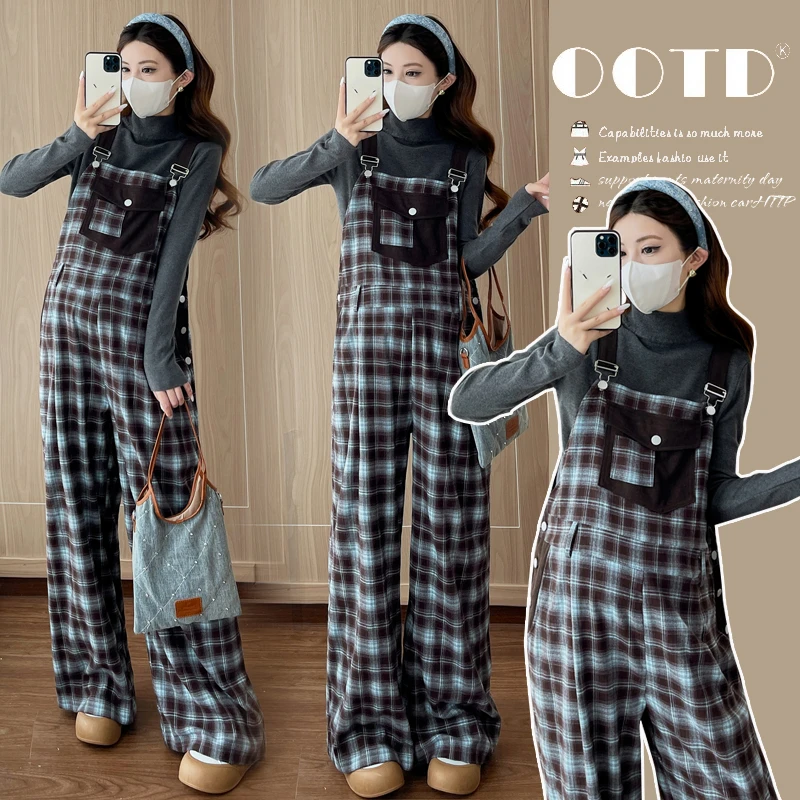 时尚孕妇秋冬针织立领毛衣+格子拚色背带裤孕妇两件套套装