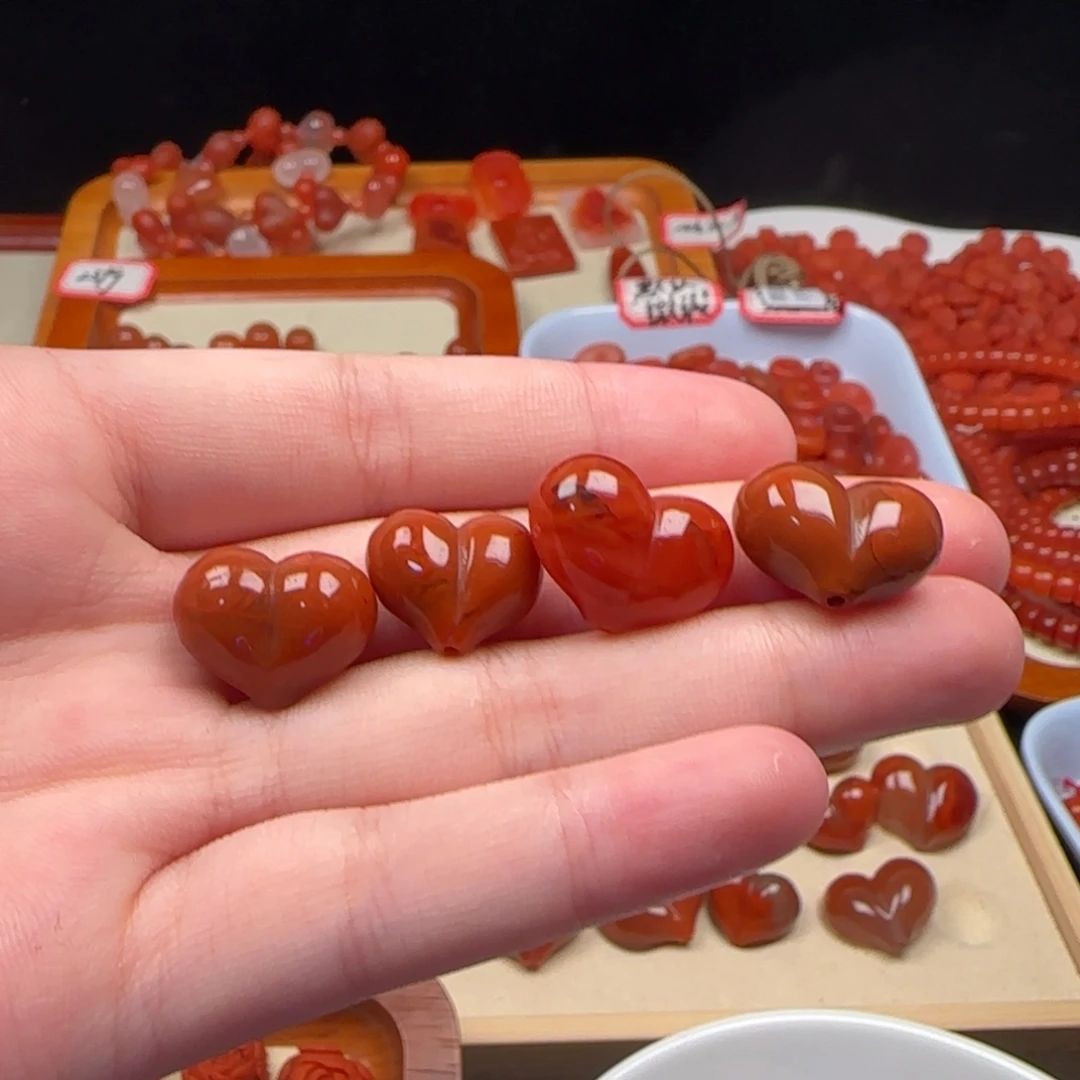 南红玛瑙合金挂件微瑕不退换