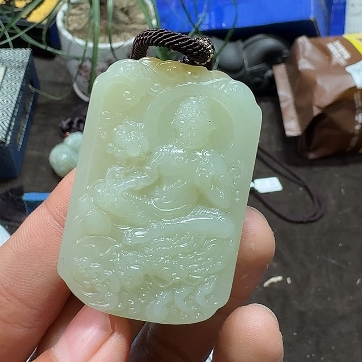 未镶嵌和田玉车挂