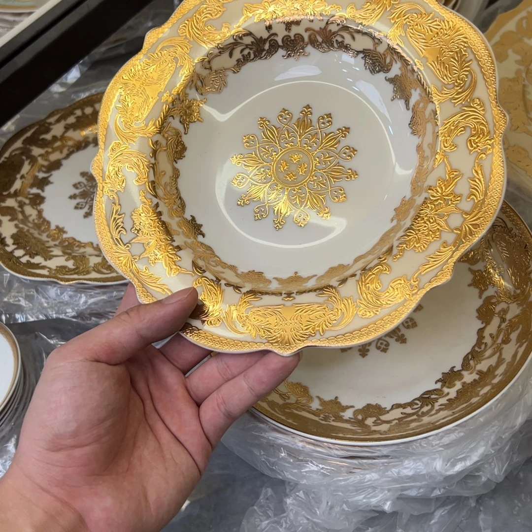 瓷片8.5寸草帽盘两个一单尾单