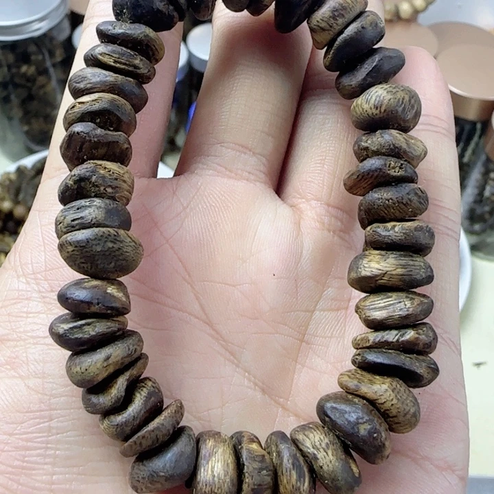 沉香碎屑沉香奇楠沉香碎虫漏天然