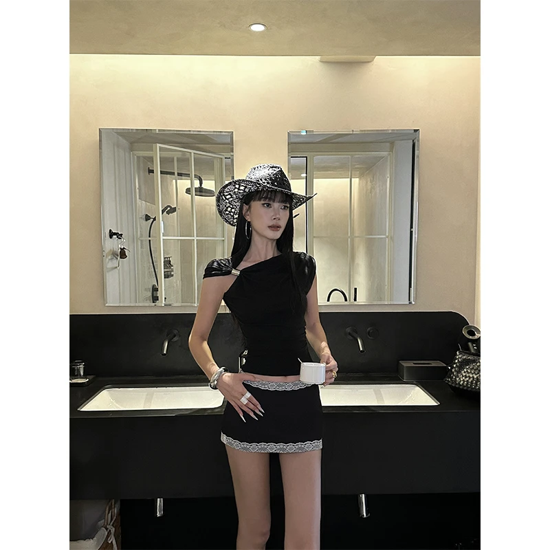 VENUIE【安东尼亚】拼接吊带上衣修身显瘦小众斜肩短袖T恤22205