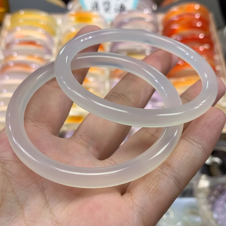 手镯玛瑙/玉髓未镶嵌