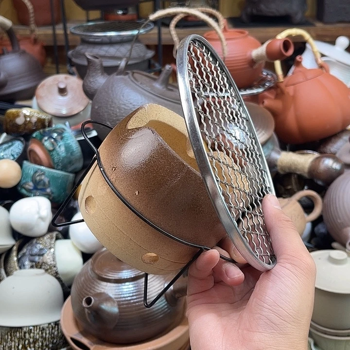 瓷片不想吃啊喂狗呢吃