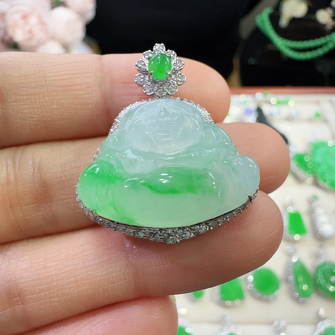 翡翠吊坠(不含链)18K金镶嵌