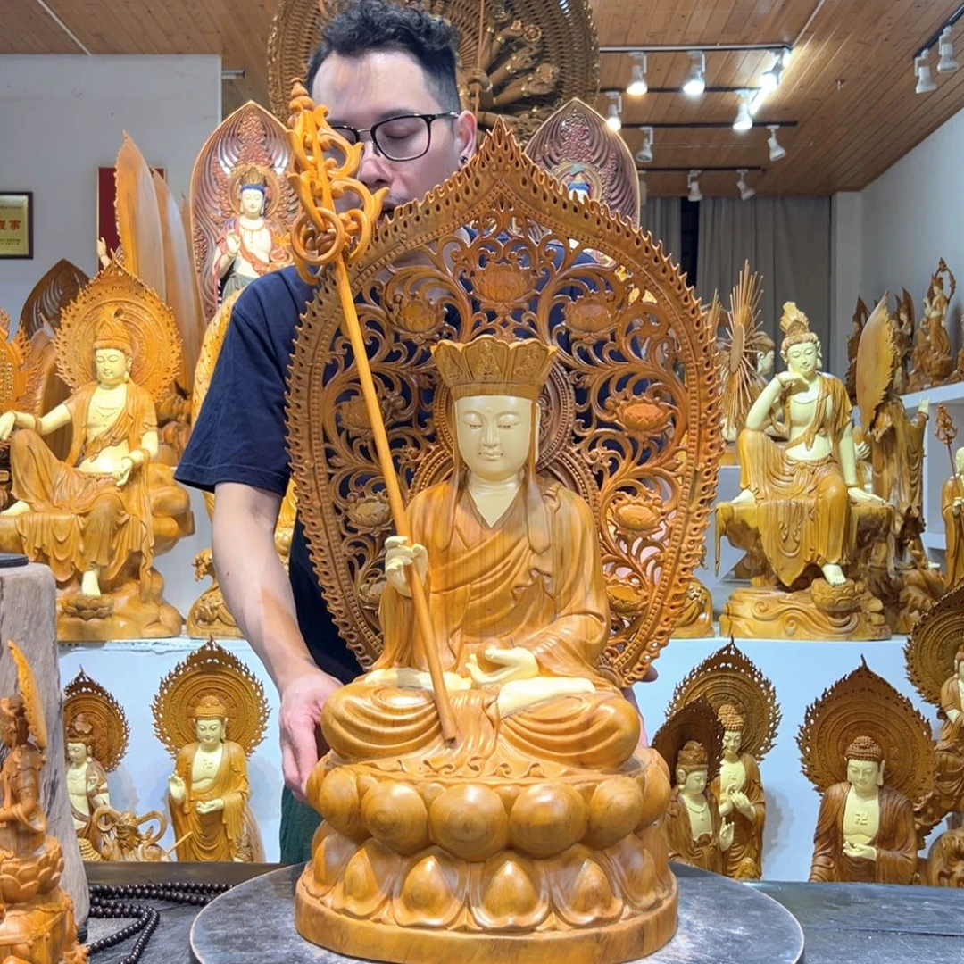李***…香樟木请贵包退，只此一尊