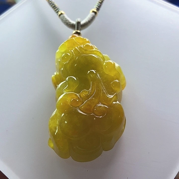 吊坠(赠链)未镶嵌翡翠