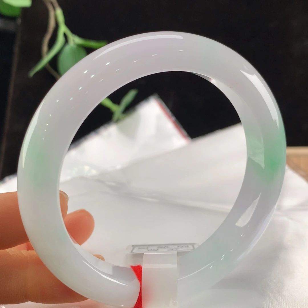 翡翠手镯未镶嵌111-0394