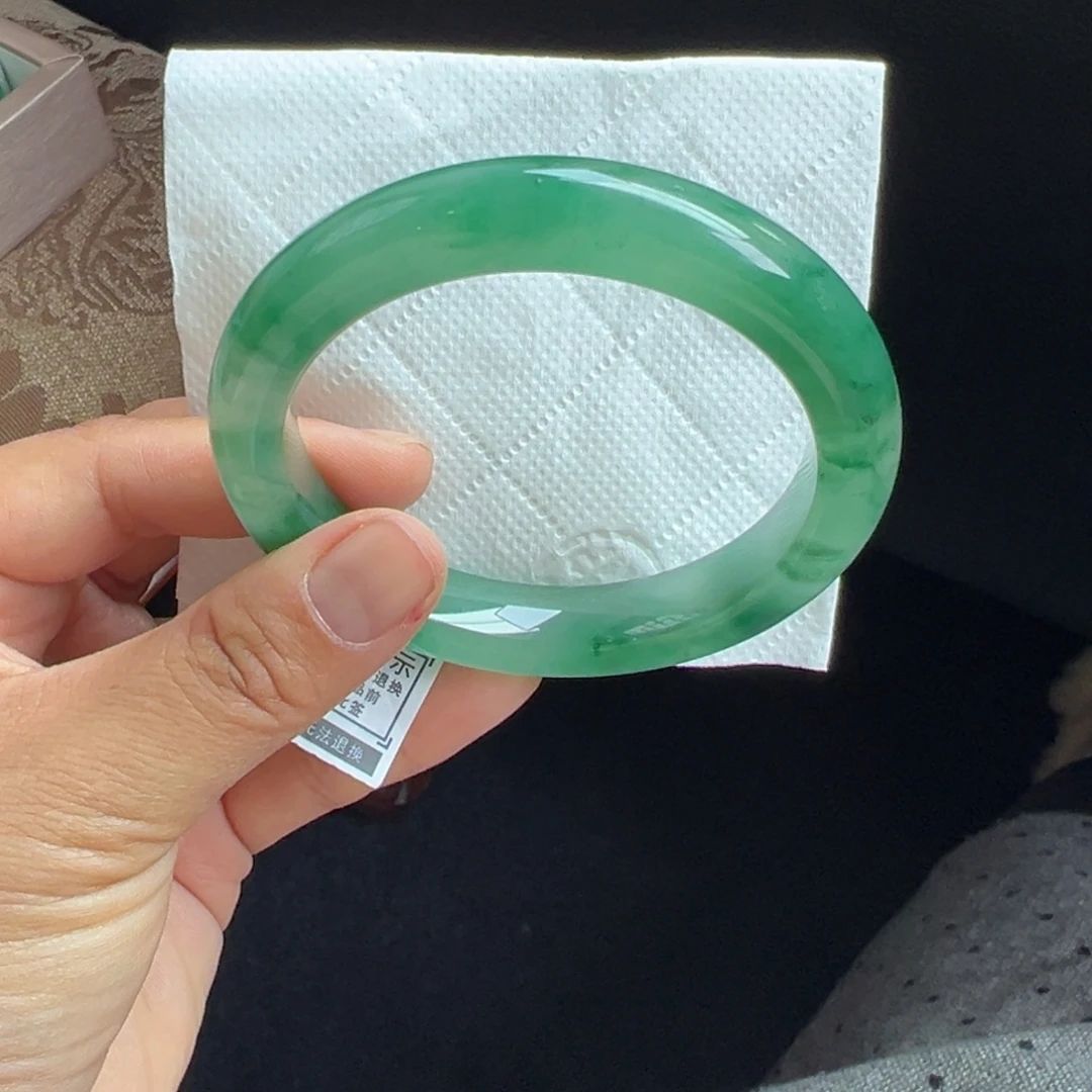 石英质玉未镶嵌手镯非洲翠5758