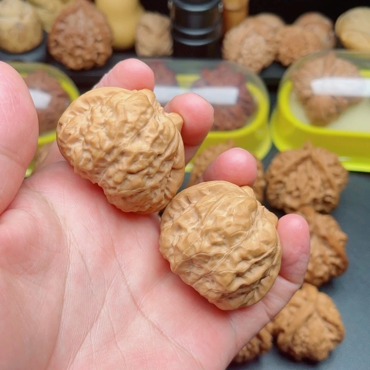 文玩核桃把件蛤蟆头42×43×31