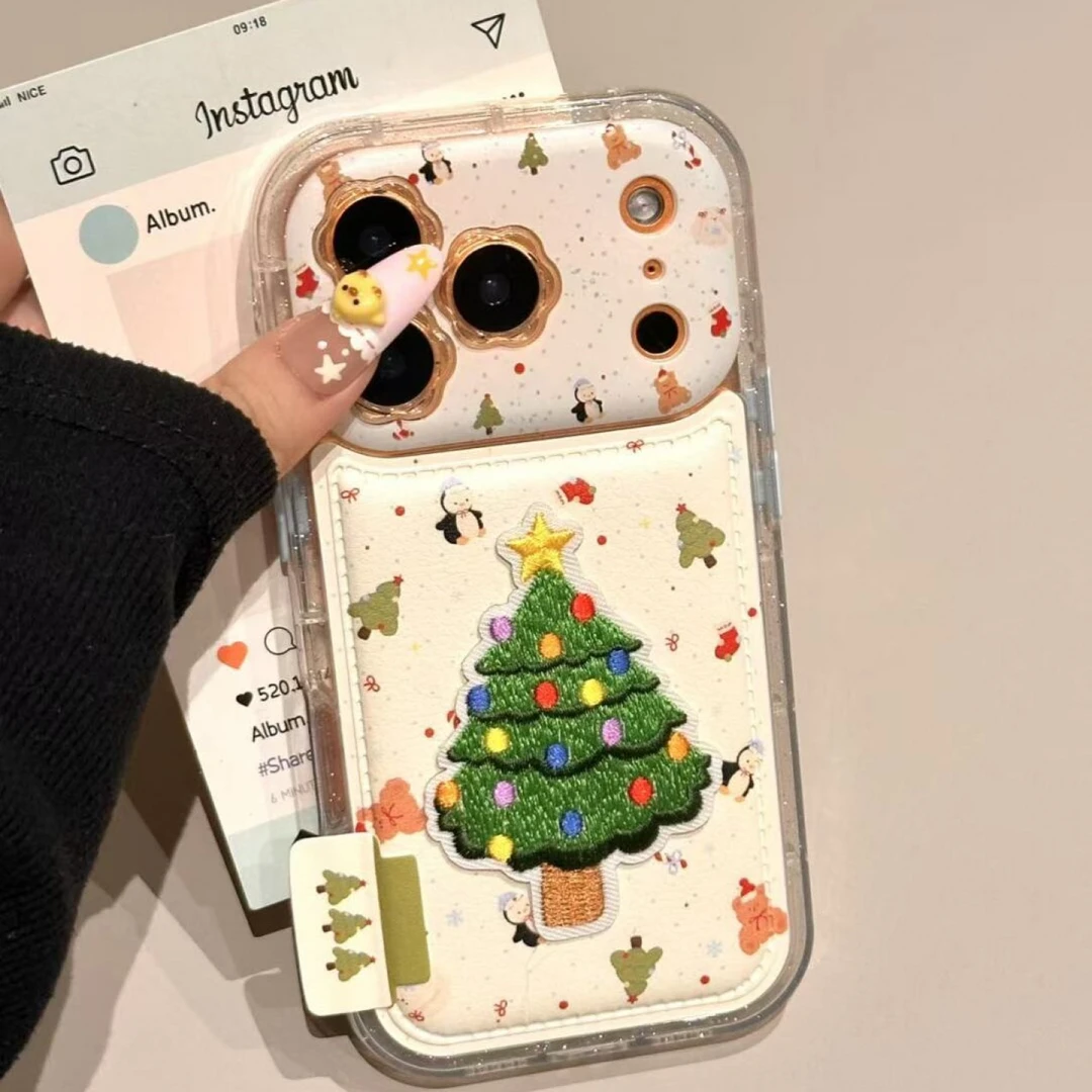 卡通可爱刺绣圣诞树全包皮纹壳适用苹果17promax/16pro/15/14防摔