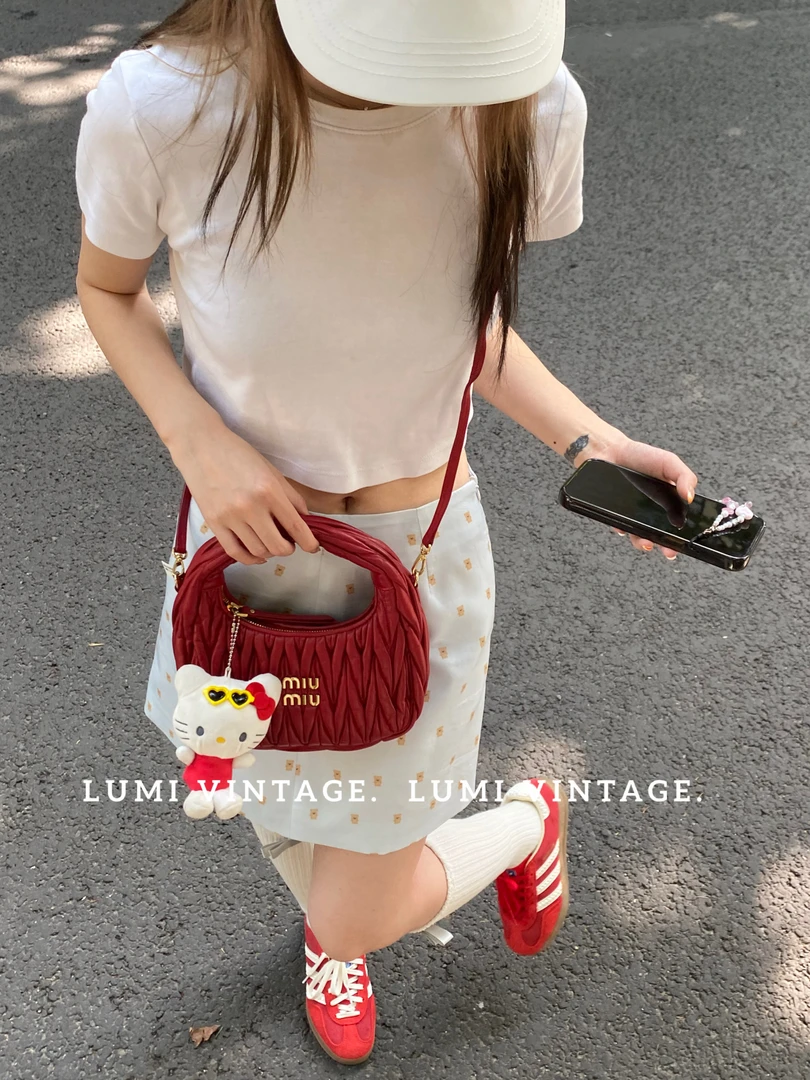 95新 MIU MIU/缪缪 红色羊皮褶皱小号wander单肩包 74677403