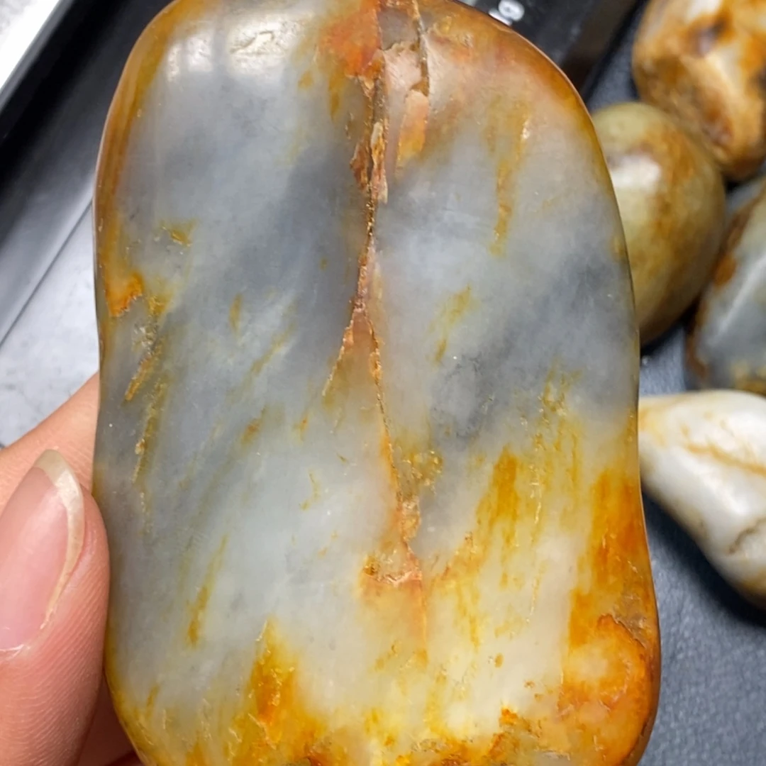 和田玉（糖玉）未镶嵌挂件